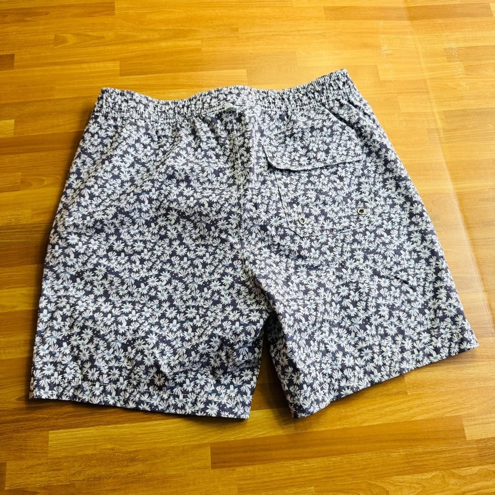Johnnie-O blue swim shorts daisy print size 14 boys